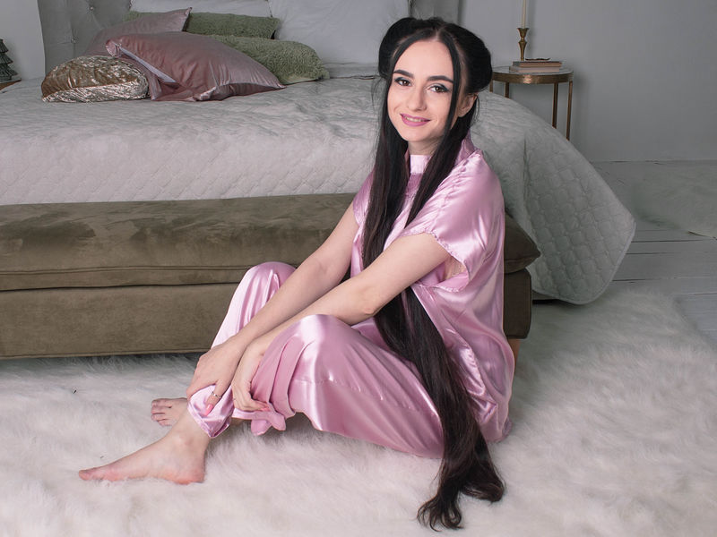 It's a lot more than 50 content a minute inside a conversation this is certainly personal a price  of females