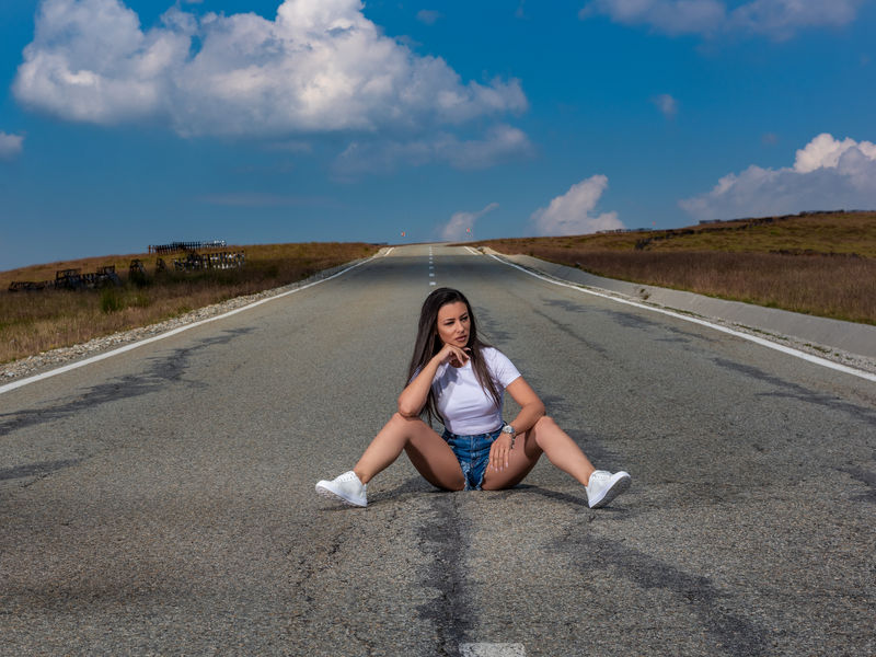 Now even quantity that is huge of from inside  the on the web web sexcam